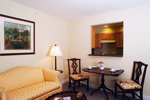 Chestnut Hollow │ Senior Living Needham